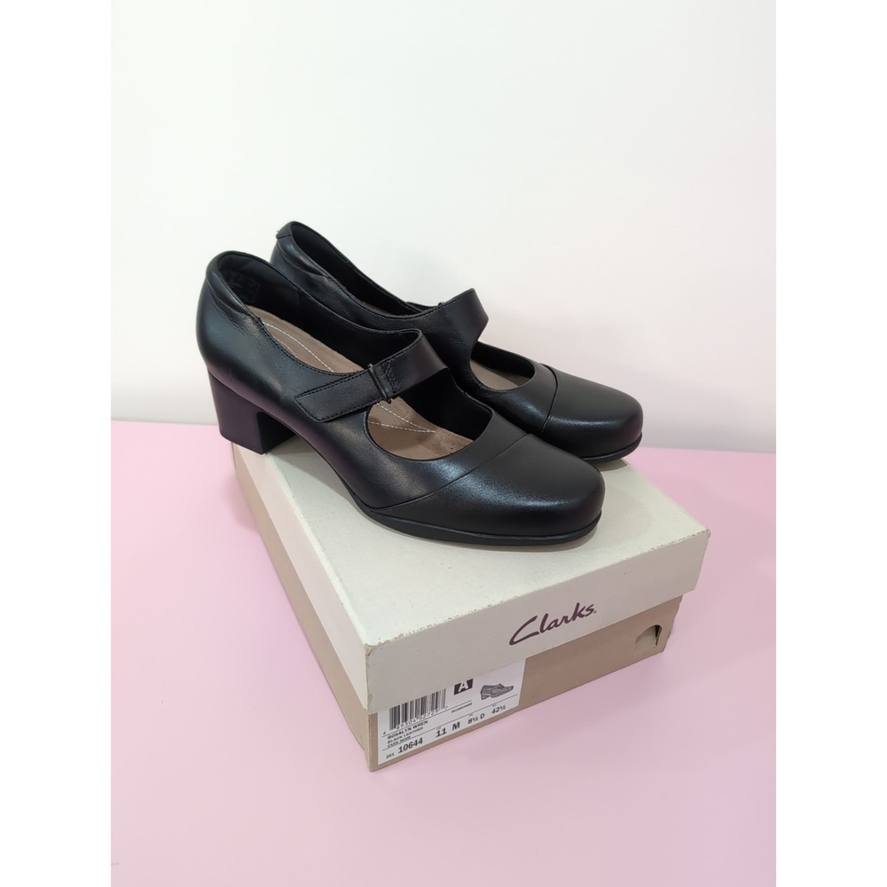 NIB Clarks Rosalyn Wren Black Leather Heels Women's Size 11M Retail For $89.99